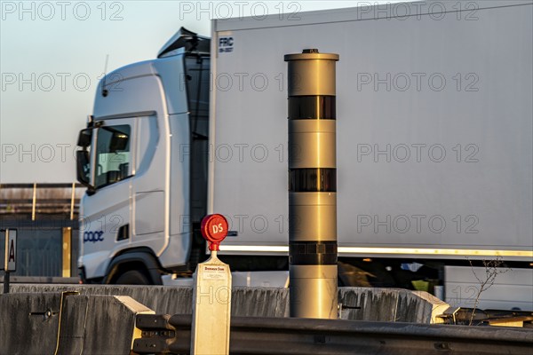 Speed cameras, radar speed monitoring, POLISCAN measuring system, on the A40 motorway, on the