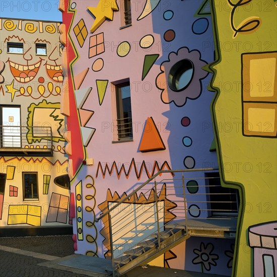 Happy Rizzi House, designed by the artist James Rizzi in pop art paintings, detail, Braunschweig,