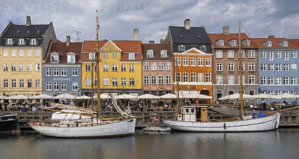 Nyhavn, in the Frederiksstaden district, harbour district with houses over 300 years old, moored