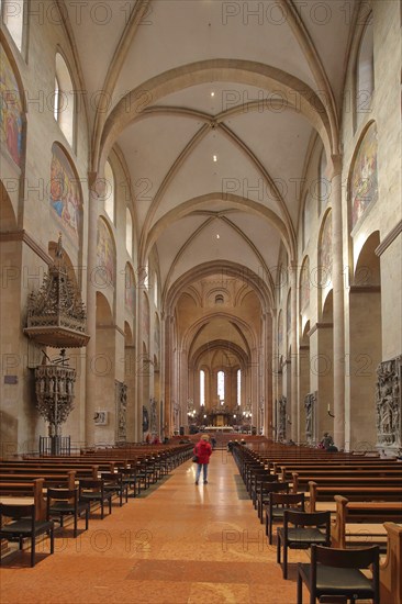Gothic High Cathedral of St Martin, Mainz Cathedral, interior view, Old Town, Mainz, Rhine-Hesse
