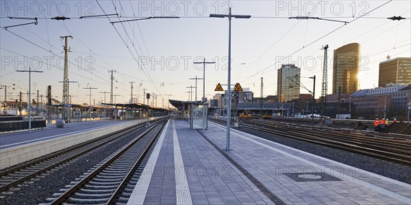 Empty platform on a strike day of the union of German locomotive drivers GDL, main station,