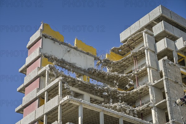 Demolition and remediation of an office building, An der Urania, Kurfürstenstraße, Schöneberg,