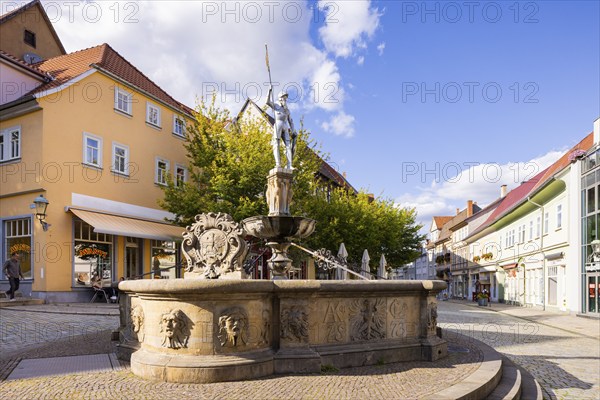 Hop fountain with knight at the former hop market, Arnstadt, Thuringia, Germany, Europe