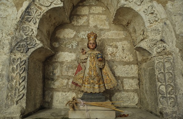 Copy of a statuette representing Jesus Christ as a child. It is called the Little Jesus of Prague.