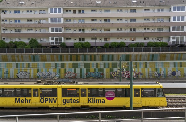 Motorway A40, Ruhrschnellweg, in the through road in Essen, noise barrier, tram, underground