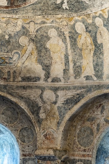 Aubazat. Wall paintings of the Romanesque style in Saint-Barthélemy chapel located in Peyrusse,