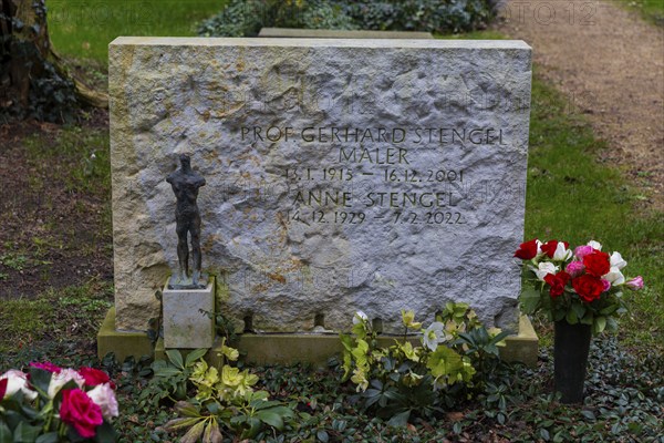 The Loschwitz cemetery is the second burial ground in Dresden's Loschwitz district that is still in