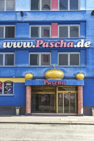 The first high-rise brothel in Europe, the Pascha, now insolvent, Hornstraße in Neuehrenfeld,