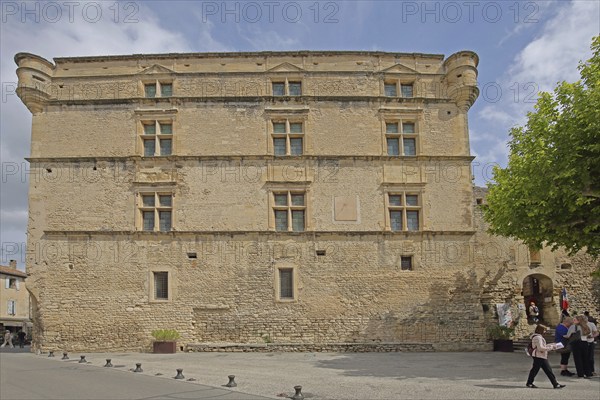 Château, castle, castle with historic town fortifications, mountain village, château, Gordes,