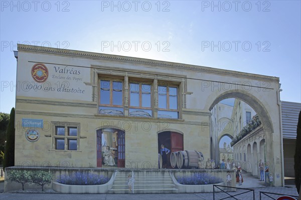Mural by artist group 7e Sens, 2021 with historical city history, street art, mock architecture,