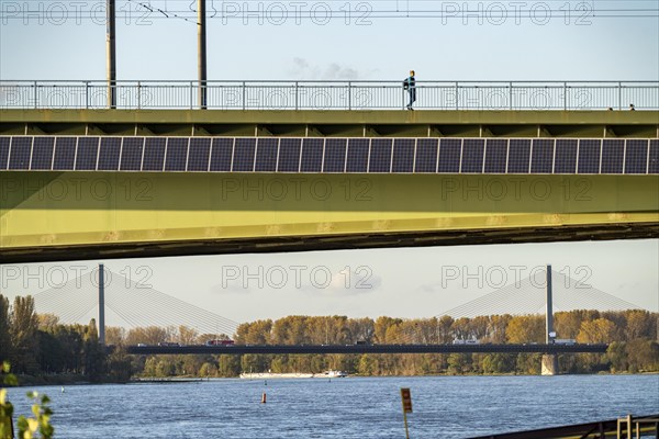 The Kennedy Bridge, the middle of Bonn's 3 Rhine bridges, connects the centre of Bonn and the Beuel