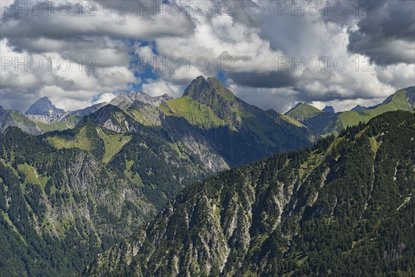 Mountain panorama from Söllereck to Höfats, 2259m, Allgäu Alps, Allgäu, Bavaria, Germany, Europe