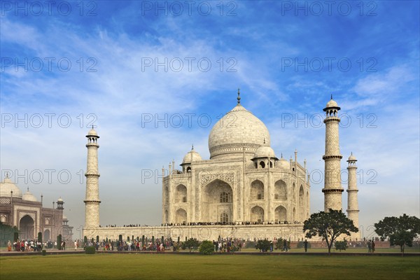 Taj Mahal. Indian Symbol, India travel background. Agra, India, Asia