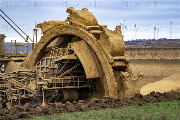 Opencast lignite mine Garzweiler 2, bucket wheel excavator 261 excavating the surface, at the rest