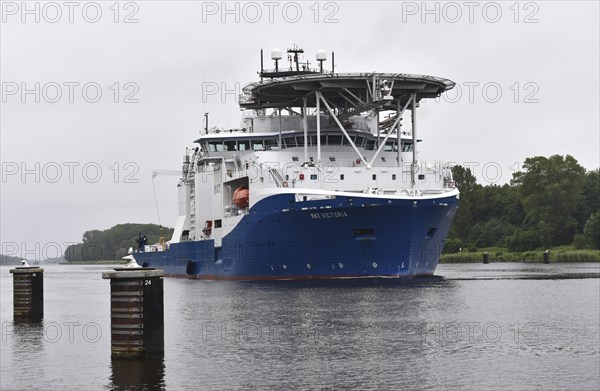 Ship, special ship, cable-laying ship NKT Victoria travelling through the Kiel Canal, Kiel Canal,
