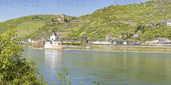 Pfalzgrafenstein Castle, also known as the Pfalz near Kaub, Falkenau rock island in the Rhine,