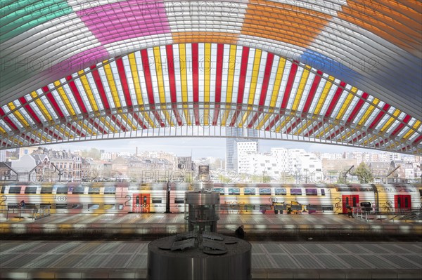 Liège-Guillemins railway station, architect Santiago Calatrava, colourful roof, trains, railway