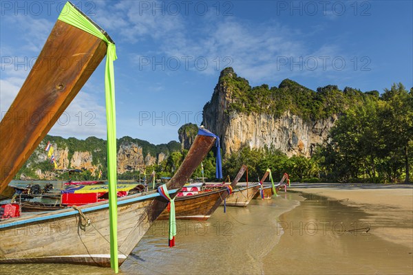 Island landscape near Krabi, weather, sky, nature, beach, beach holiday, beach holiday, Asian,