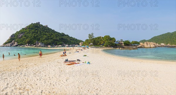 Beach on the holiday island Nang Yuan Island, island, tropical, tropics, landscape, bathing