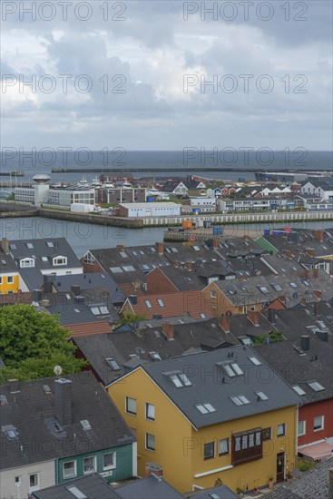 View of the Unterland from the Oberland Promenade, colourful houses, architecture, roof gables,