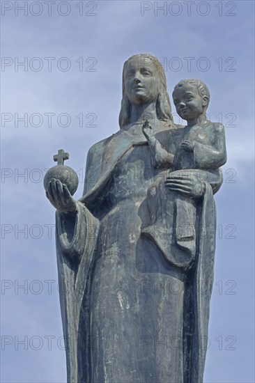 Marienbrunnen with Madonna figure with baby Jesus and orb built in 1954, sculpture, detail,