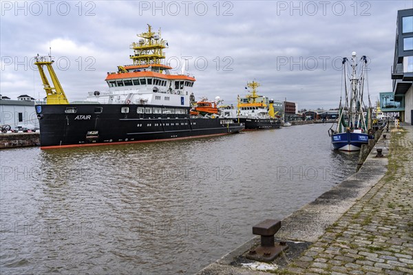 Ship Atair and ship Wega, survey, wreck search and research vessel (VWFS) of the Federal Maritime