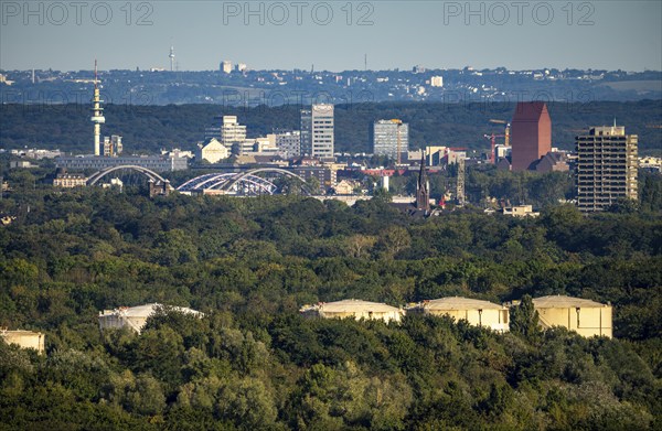 View over the city centre of Duisburg, from northwest, VARO Energy Tankstorage, skyline of the city