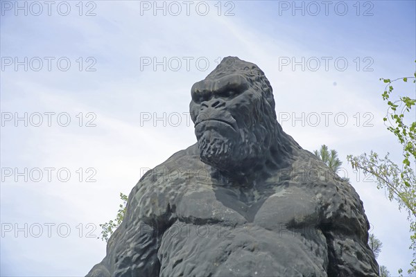 Sculpture King Kong by Ottmar Hörl Biennale 2019, detail, large, street art, monkey figure,