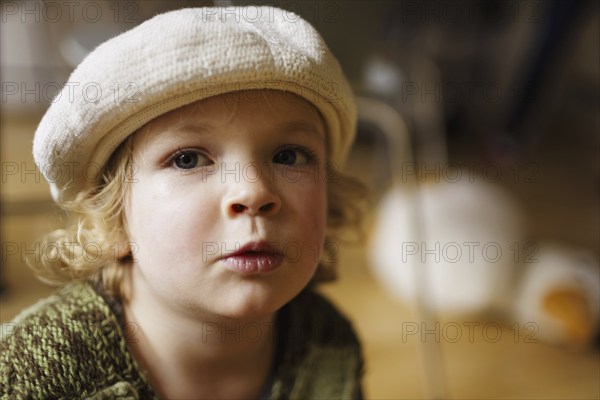 Subject: Toddler with cap, 2 years old, Bonn, 03/04/2024
