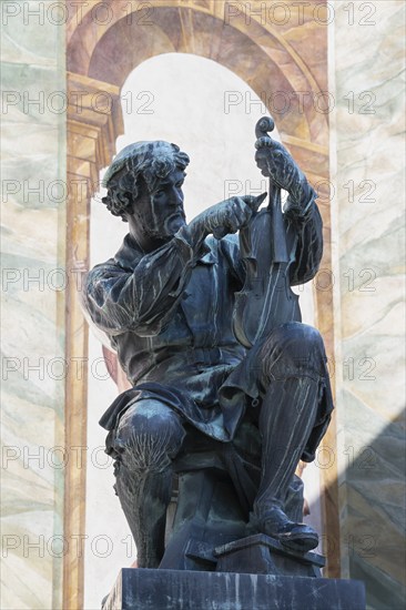 Matthias Klotz, violin maker, sculpture, monument, Mittenwald, Werdenfelser Land, Upper Bavaria,