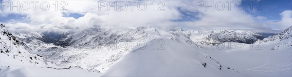 Mountain panorama, mountain peak Monte Cevedale, snow-covered mountain landscape, Ortler Alps,