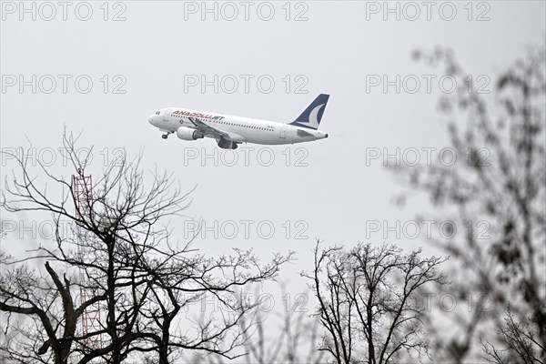Aircraft AnadoluJet, Airbus A320-200, 9H-SLF