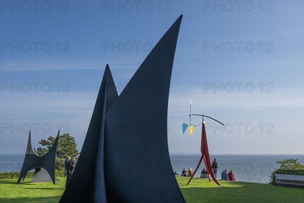Little Janey-Waney, sculpture by Alexander Calder, sculpture park, visitors, Louisiana Museum of