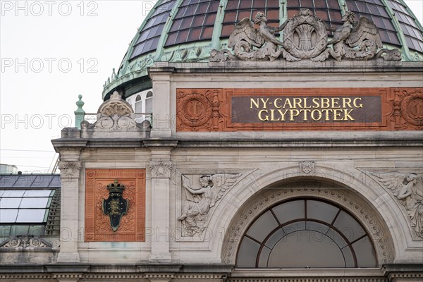 Detail of the façade of the Ny Carlsberg Glyptotek or New Carlsberg Glyptothek, Art Museum of