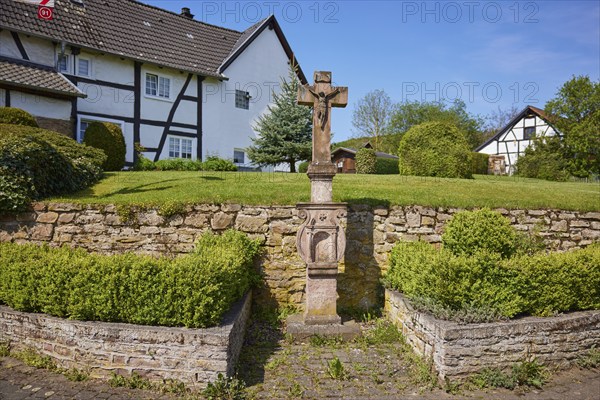 Crossroads in the Pesch district, Nettersheim, Eifel, Euskirchen district, North Rhine-Westphalia,