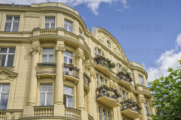 Magnificent building, old building on Lietzensee, Suarezstraße, Charlottenburg,