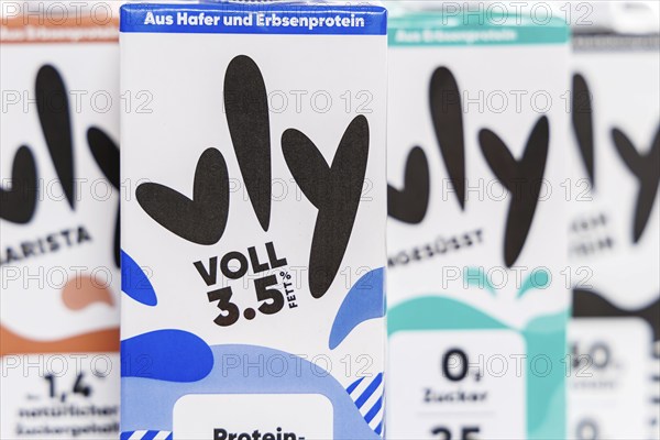 Vly vegan pea milk milk substitute different flavours
