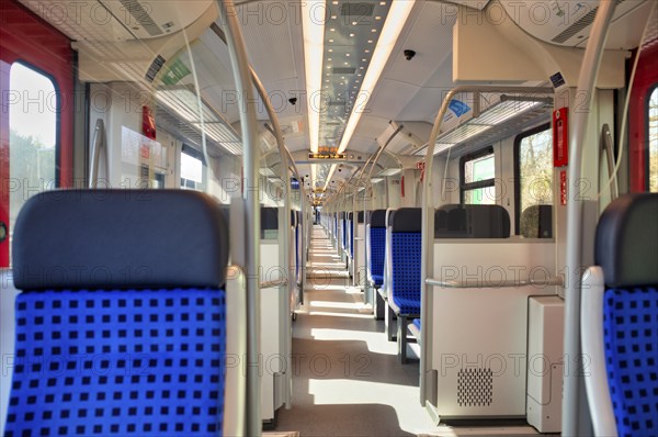 Interior, S-Bahn, empty, seats, corridor, hallway, flooded with light, Bad Cannstatt, Stuttgart,