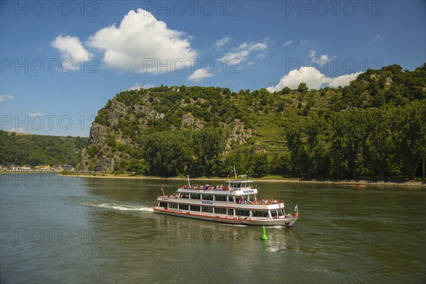 Excursion boat, Loreley rock above the Rhine, UNESCO World Heritage Upper Middle Rhine Valley,