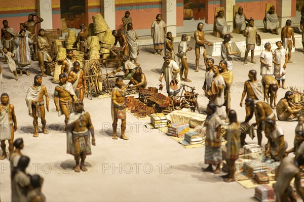Figurines showing diorama of Aztec daily life people at Tlatelolco market, National Museum of