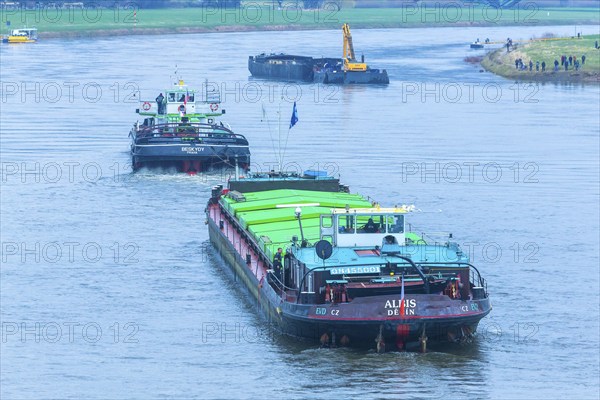 Shipwreck on the Elbe