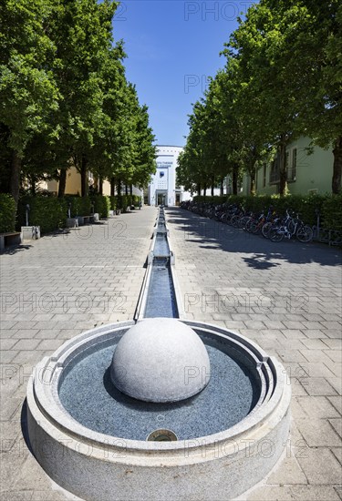 Fountain at the Kurallee with Europa Therme, Bad Füssing, Lower Bavaria, Bavaria, Germany, Europe