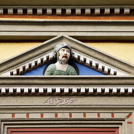 A so-called gaff head on the façade of the Haus zum Roten Ochsen, Renaissance, Erfurt, Thuringia,
