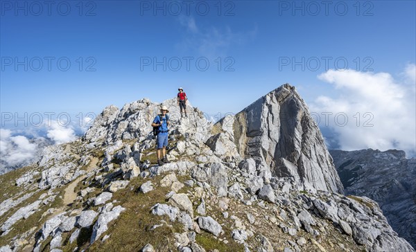 Mountaineer on a rocky mountain path, mountain tour to the summit of the Hochkalter, Hochkalter