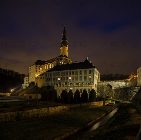 Weesenstein Castle by night
