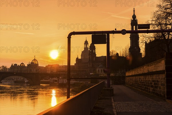 DEU Saxony Dresden Dresden silhouette in the morning, seen from the new terrace. A construction pit