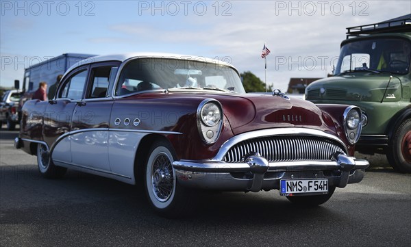 Buick Special Series 40 1954, at a classic car meeting in Büsum, Germany, Europe