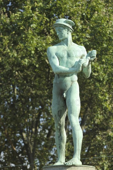 Sculpture figure with verdigris from Merkurbrunnen, Ludwig Erhard Anlage, Westend, Main, Frankfurt,