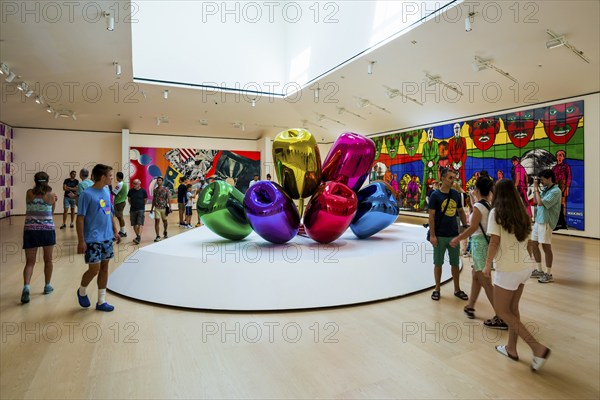 Guggenheim Museum, architect Frank Gehry, interior view, artist Jeff Koons, Bilbao, Basque Country,