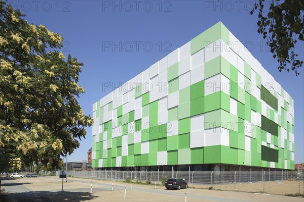 Offenbach energy supply building, EVO, green, white, chequered, Kaiserlei, Main, Offenbach, Hesse,